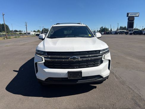 Used 2022 Chevrolet Tahoe RST w/ Luxury Package AWD/4WD image 2