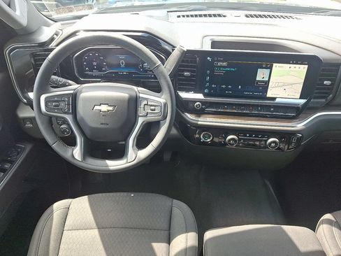 Certified 2023 Chevrolet Silverado 1500 LT AWD/4WD image 12