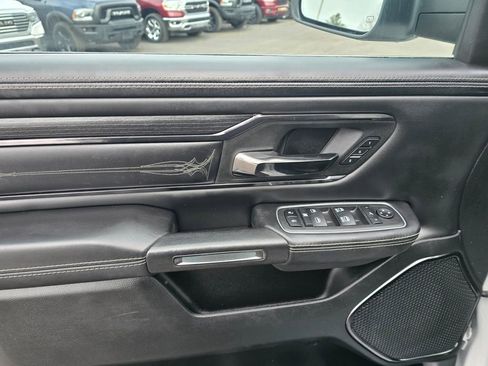 Used 2022 RAM 1500 Limited w/ Body-Colour Bumper Group image 11