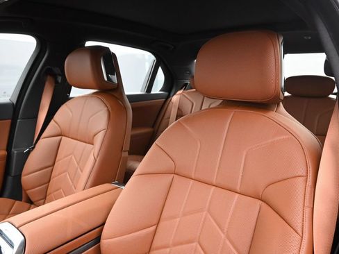 New 2026 BMW 740i w/ Executive Package RWD image 13
