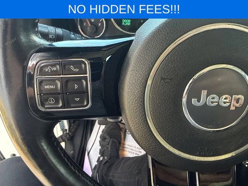 Used 2015 Jeep Wrangler Unlimited Sahara AWD/4WD image 10