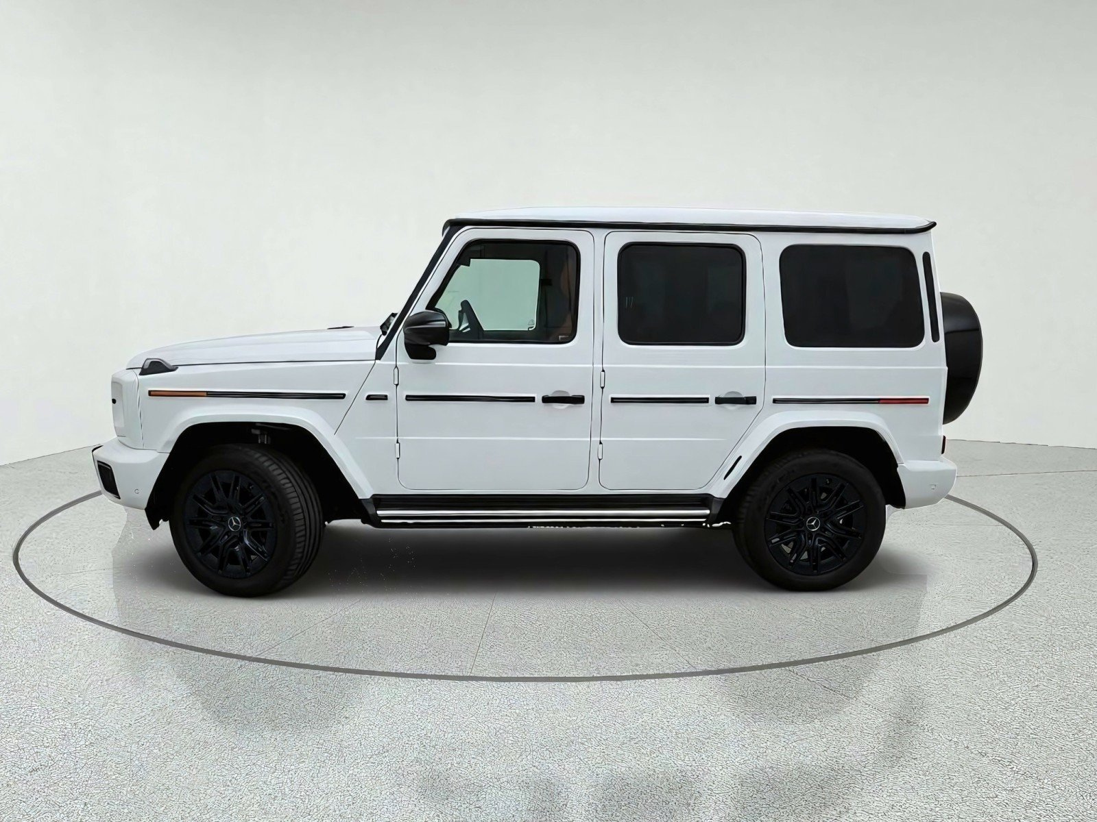 New 2027 Mercedes-Benz G 580 e image 14