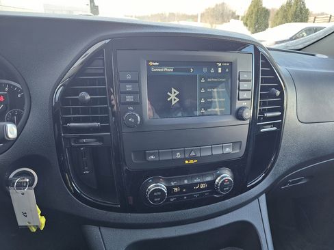 Used 2023 Mercedes-Benz Metris Passenger image 20