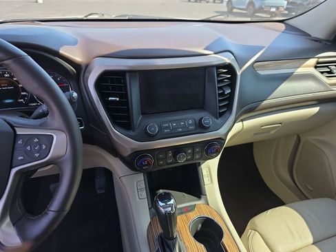 Certified 2017 GMC Acadia Denali w/ Technology Package FWD image 19