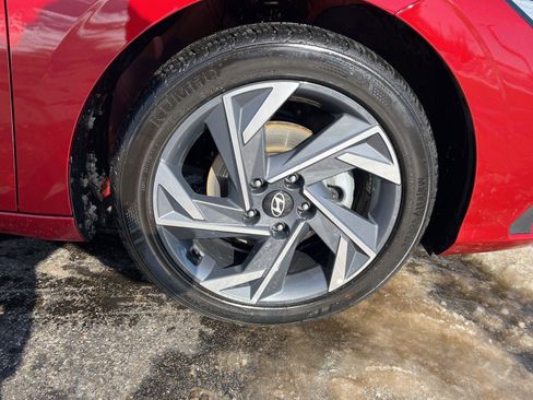 New 2025 Hyundai Elantra Sport FWD image 11