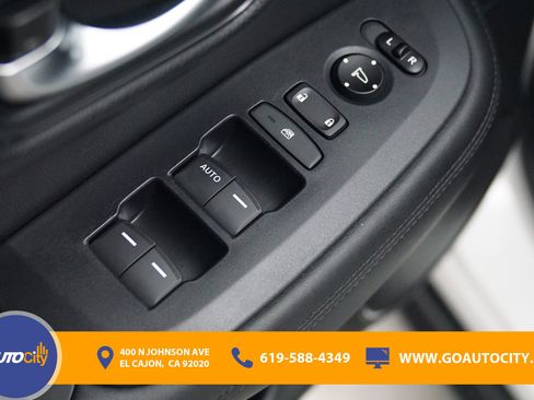 Used 2024 Honda HR-V LX image 17