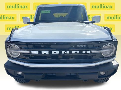 New 2025 Ford Bronco Outer Banks image 15
