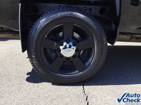Used 2018 Chevrolet Silverado 2500 W/T w/ Snow Plow Prep Package AWD/4WD image 23