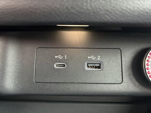 Used 2022 Nissan Rogue SV image 27