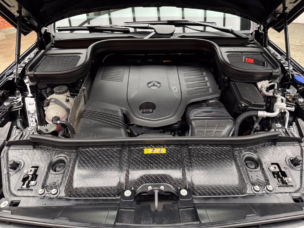 Used 2026 Mercedes-Benz GLS 450 4MATIC image 30