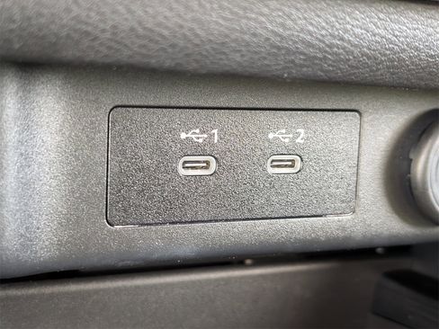 Certified 2024 Nissan Rogue SV image 17