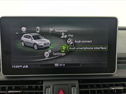 Used 2018 Audi SQ5 Premium Plus w/ Navigation Package image 31