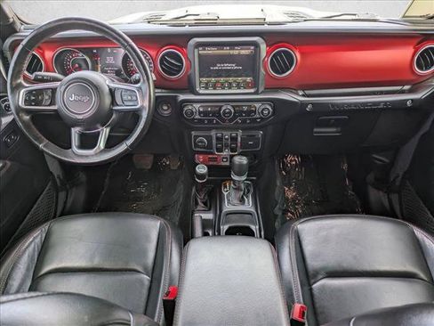 Used 2019 Jeep Wrangler Unlimited Rubicon w/ Dual Top Group AWD/4WD image 17
