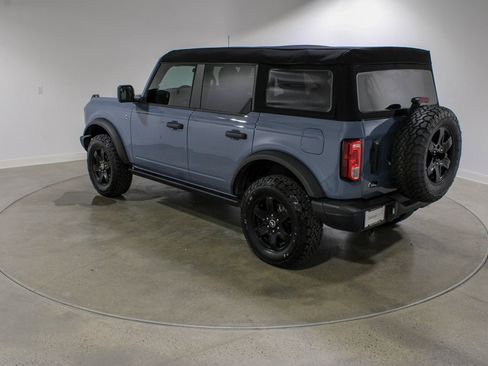 Used 2024 Ford Bronco Black Diamond image 3