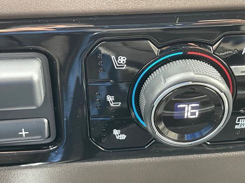 Certified 2024 Chevrolet Silverado 2500 LTZ w/ LTZ Plus Package image 28