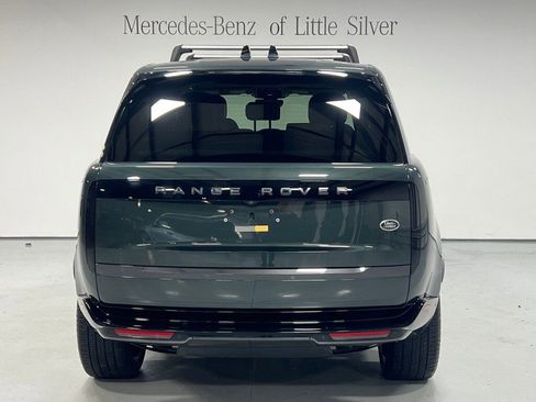 Used 2023 Land Rover Range Rover Long Wheelbase SE image 4