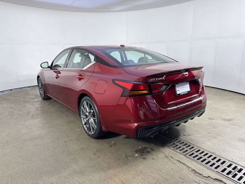 Certified 2023 Nissan Altima 2.0 SR image 32