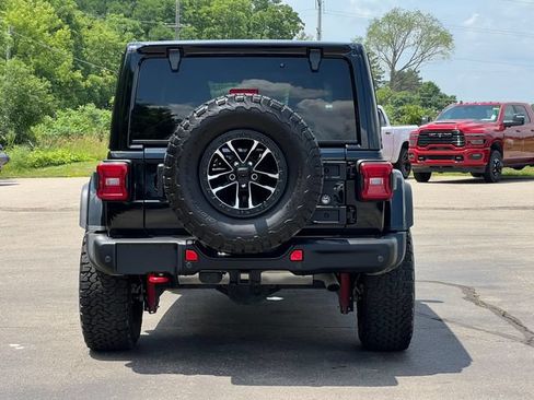 Used 2025 Jeep Wrangler Unlimited Rubicon AWD/4WD image 48