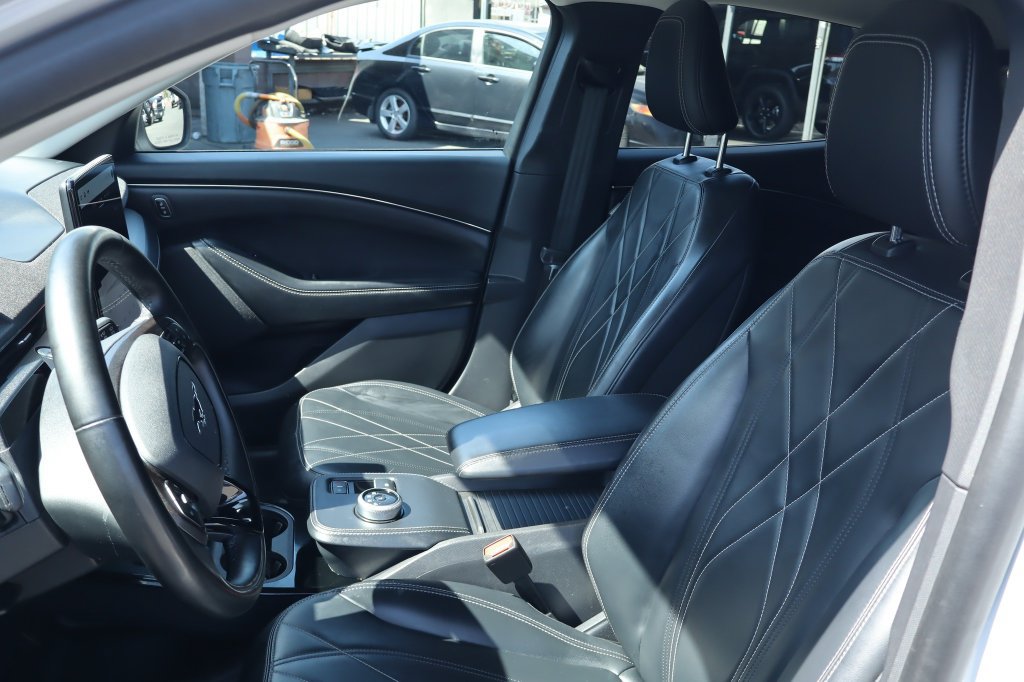 Used 2023 Ford Mustang Mach-E Select RWD image 19
