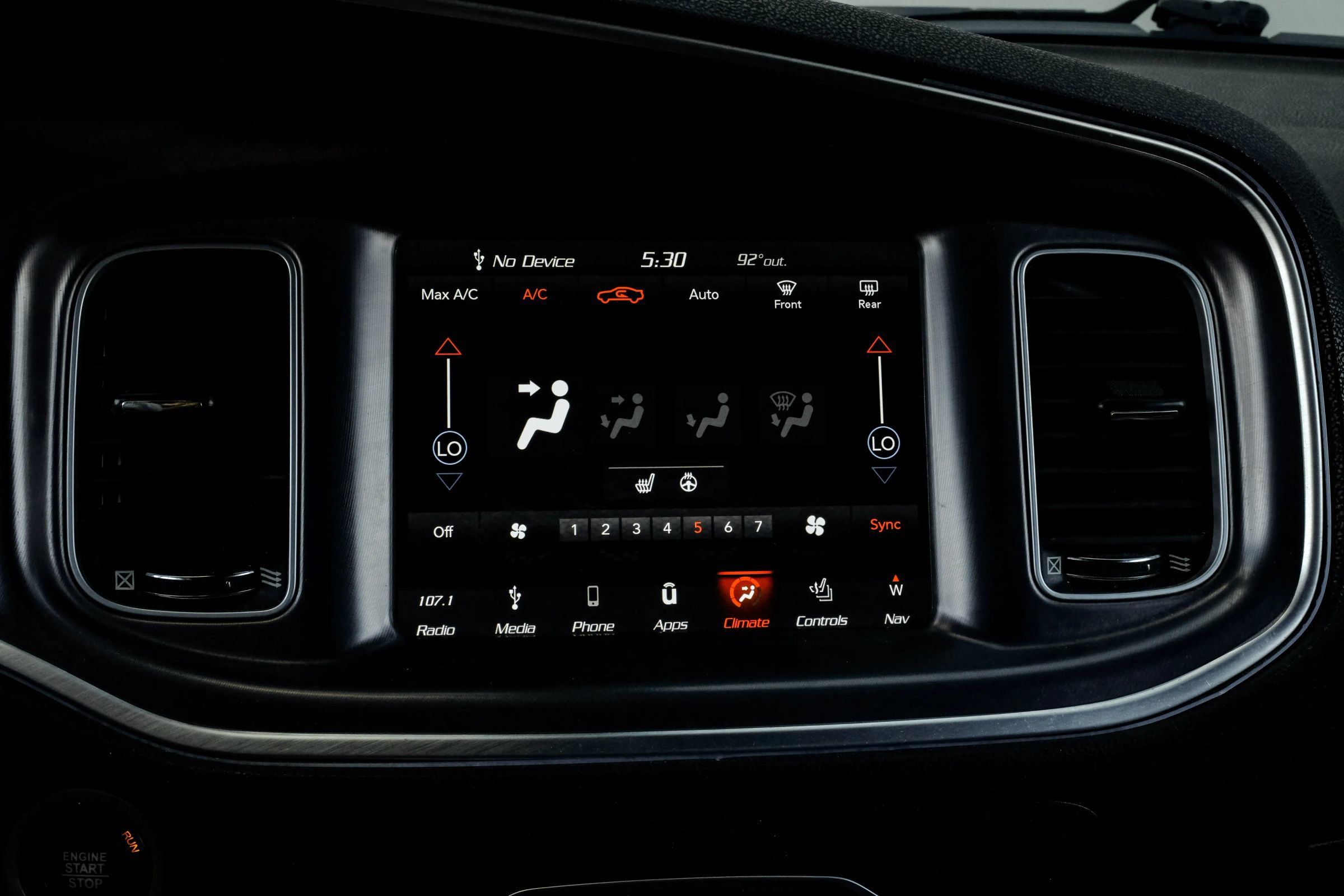 Used 2019 Dodge Charger Scat Pack w/ Navigation & Travel Group RWD image 36