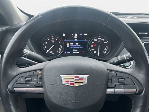 Used 2023 Cadillac XT4 Premium Luxury w/ Technology Package image 16
