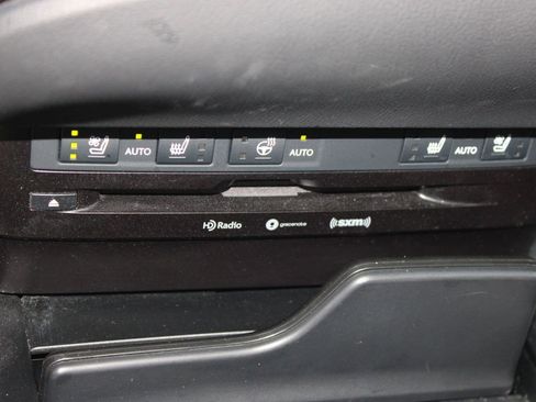 Used 2019 Lexus ES 350 image 16