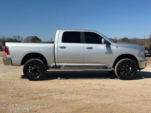 Used 2017 RAM 1500 Laramie w/ Convenience Group image 6