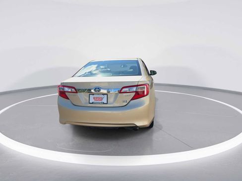 Used 2012 Toyota Camry XLE FWD image 7
