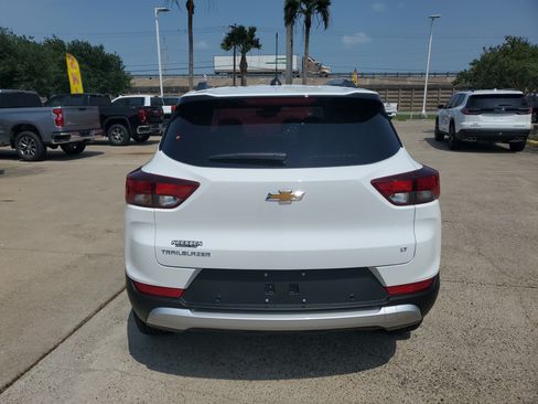 New 2026 Chevrolet TrailBlazer LT w/ Driver Confidence Package FWD image 6