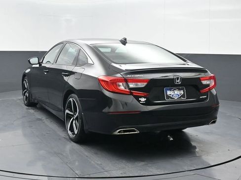Used 2018 Honda Accord Sport image 5