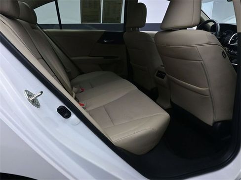 Used 2016 Honda Accord EX-L image 24