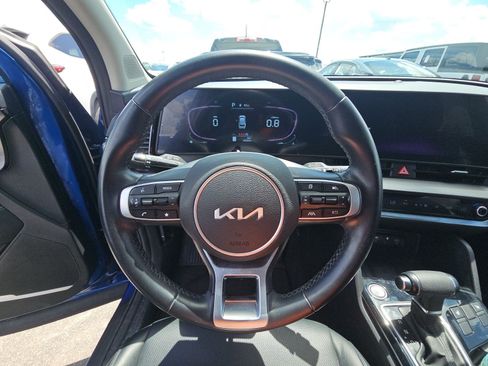 Used 2023 Kia Sportage EX FWD image 15