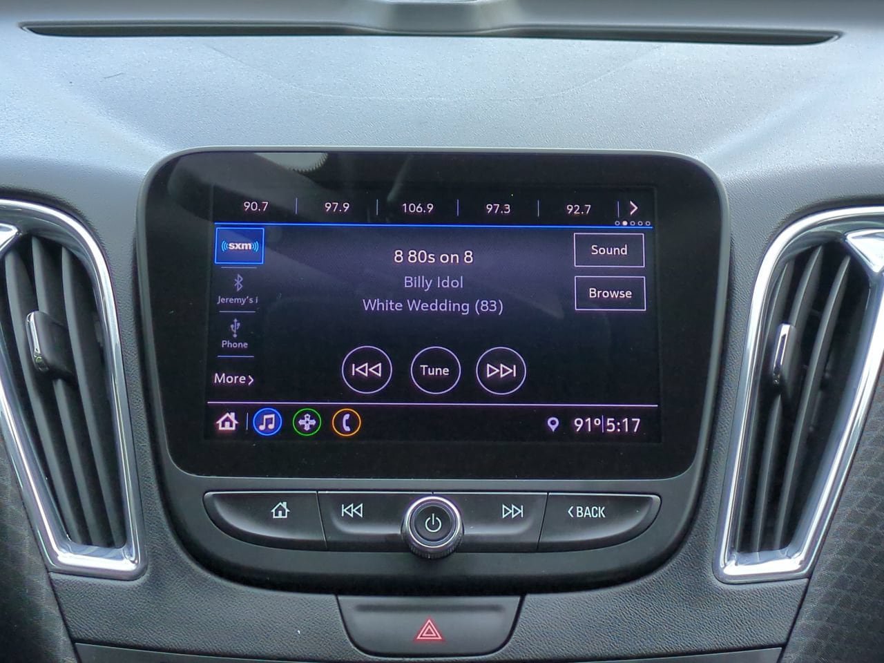 Used 2019 Chevrolet Malibu LT w/ Driver Confidence Package II FWD image 17