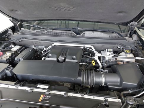 New 2023 Chevrolet Colorado Z71 w/ Z71 Convenience Package 2 AWD/4WD image 30