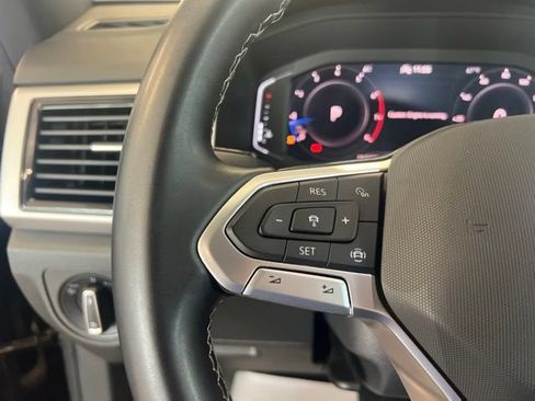 Used 2023 Volkswagen Atlas Cross Sport SE FWD image 14