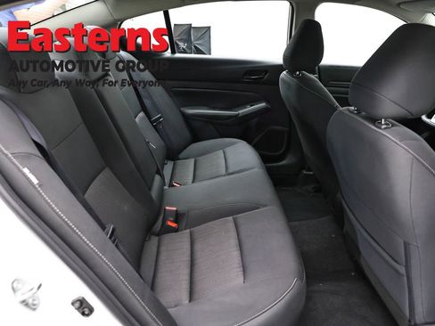 Used 2025 Nissan Altima 2.5 SV FWD image 22