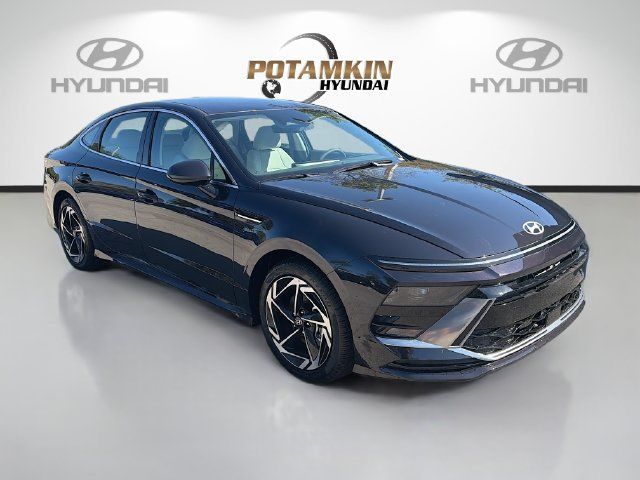 Certified 2026 Hyundai Sonata SEL FWD image 3