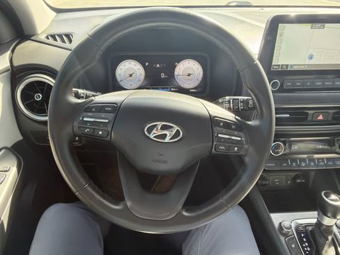 Used 2023 Hyundai Kona Limited AWD/4WD image 31