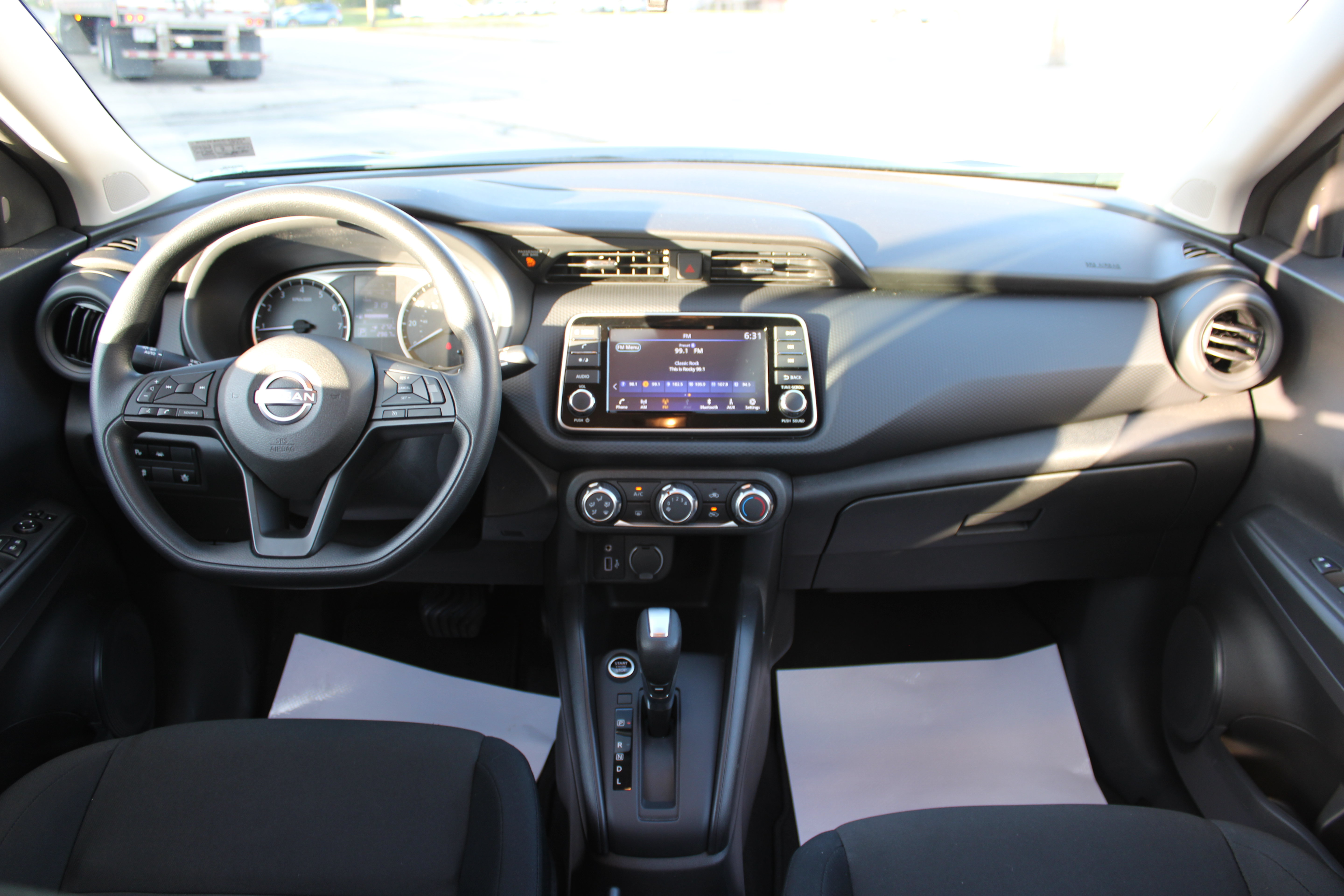 Certified 2025 Nissan Kicks Play S FWD image 14