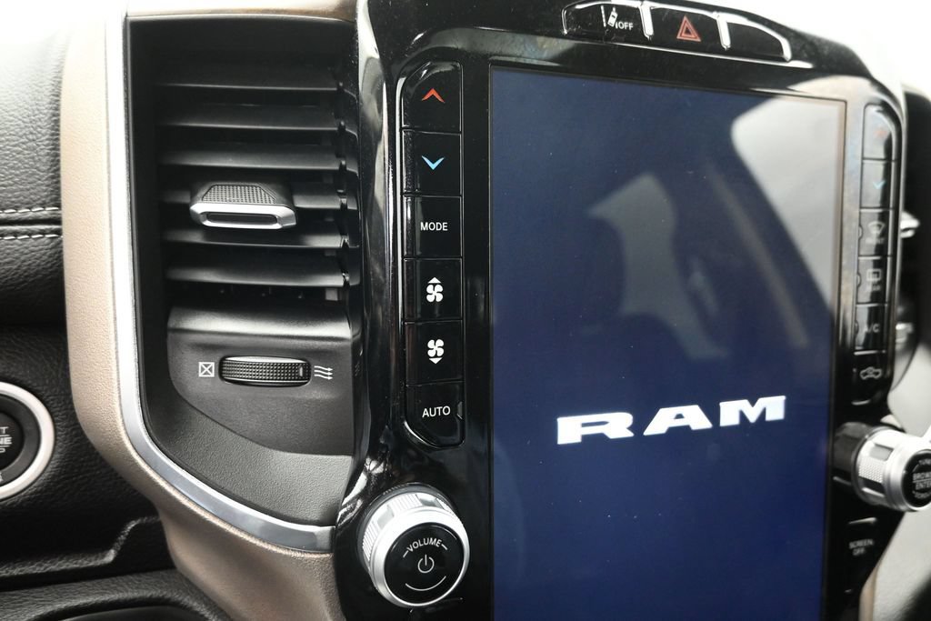 Used 2024 RAM 2500 Laramie w/ Safety Group AWD/4WD image 20