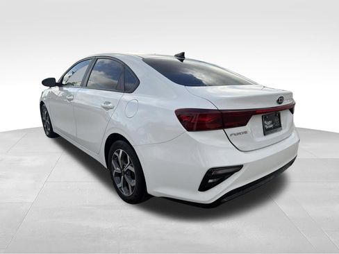 Used 2020 Kia Forte LXS FWD image 7