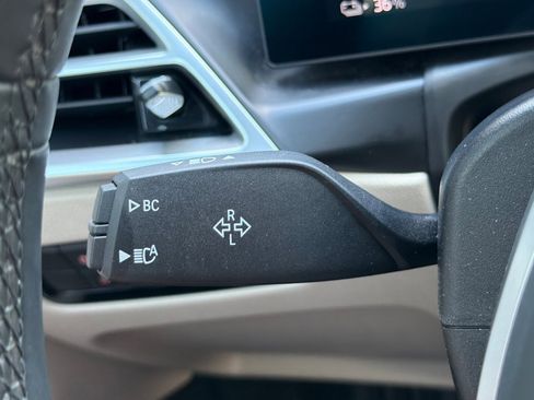 Used 2025 BMW i4 eDrive40 w/ M Sport Package image 33