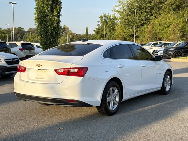 Used 2022 Chevrolet Malibu LS w/ Driver Confidence Package II FWD image 3