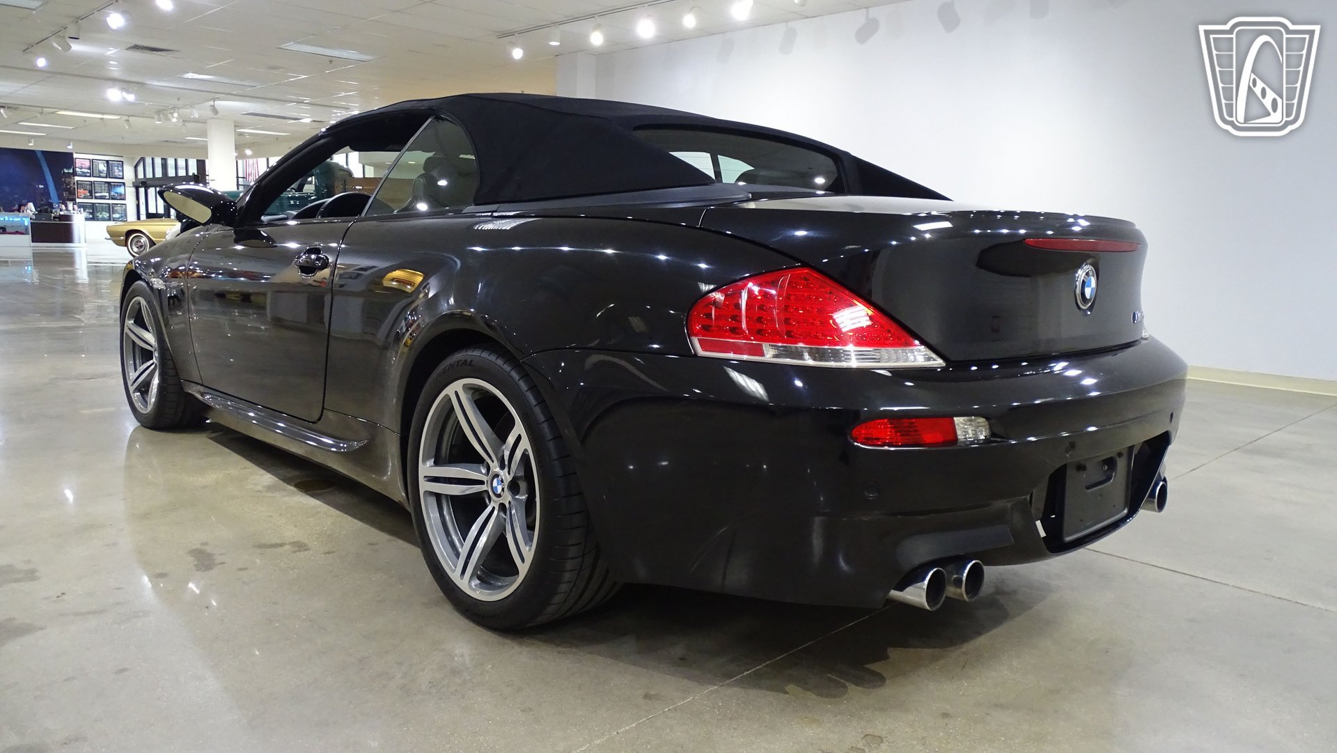 Used 2007 BMW M6 Convertible RWD image 9