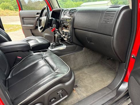 Used 2006 HUMMER H3 AWD/4WD image 25