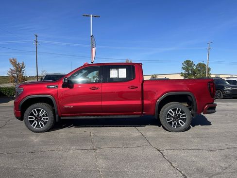 Used 2023 GMC Sierra 1500 AT4 w/ AT4 Preferred Package image 4