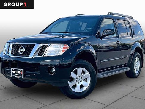 Used 2012 Nissan Pathfinder SV RWD image 1