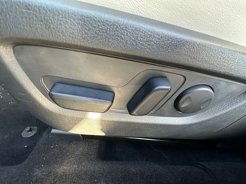 Used 2025 MAZDA CX-30 AWD 2.5 S w/ Premium Package image 10