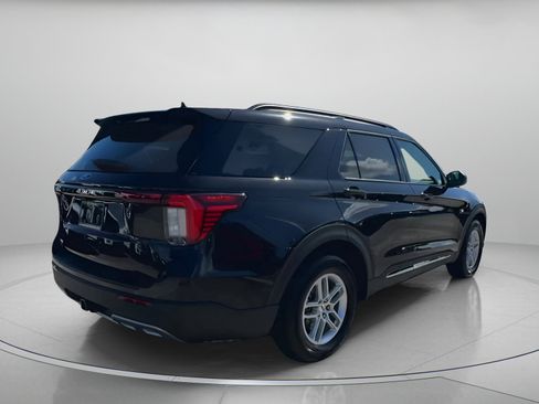 New 2025 Ford Explorer Active w/ Active Comfort Package image 32