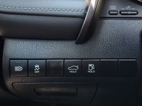 Used 2023 Toyota Camry SE FWD image 23